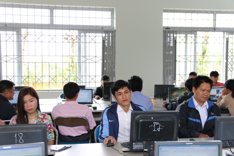 Hội thi ứng dụng công nghệ thông tin nâng cao hiệu quả cải cách hành chính huyện Krông Năng năm 2018